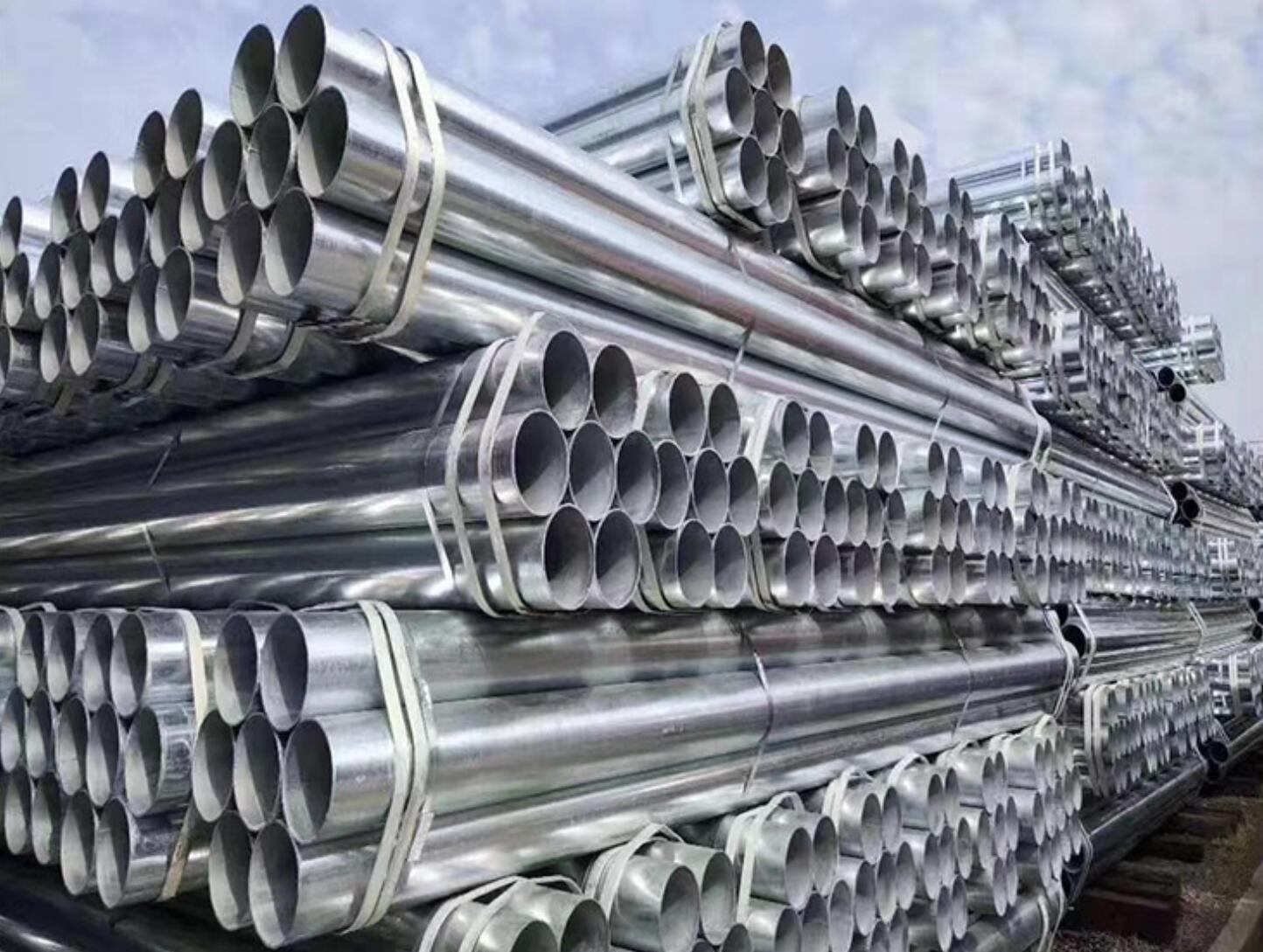 鍍鋅鋼管使用時(shí)需要注意什么